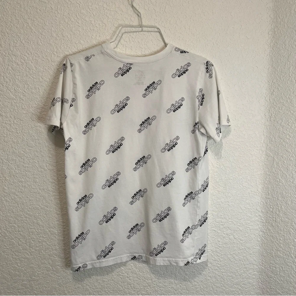 Adidas All Over Print Logo Graphic Short Sleeve White Black Tee Youth Size 10/12